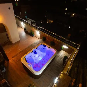 Guest house Vivilo Trevi - Luxury Experience - Private Jacuzzi On Terrace - Insane View