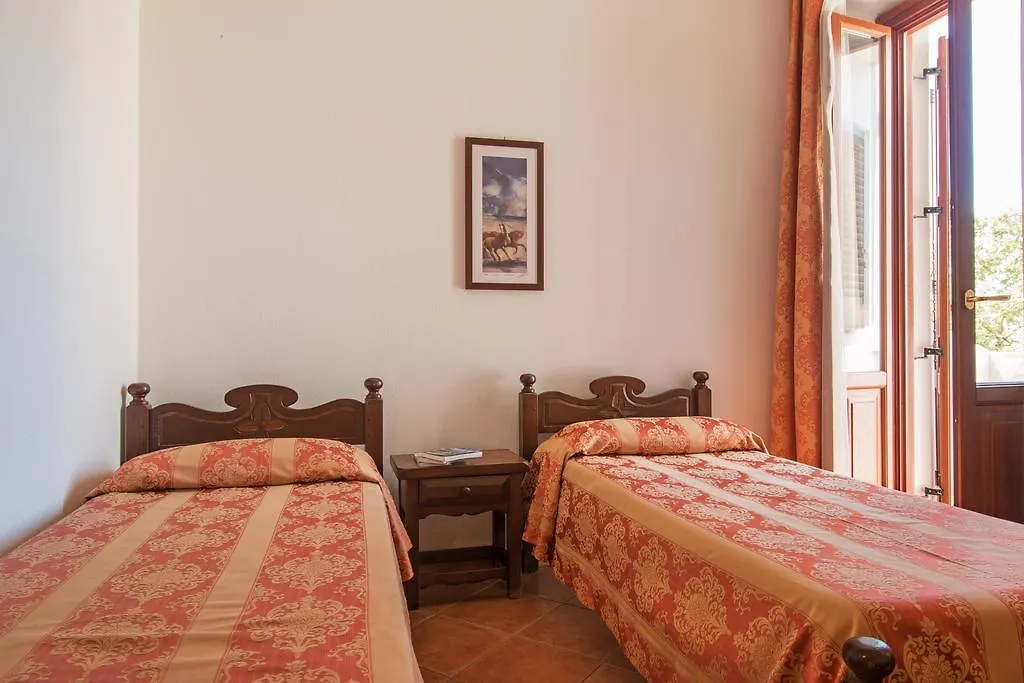 Hotel Il Querceto Dorgali 4*,